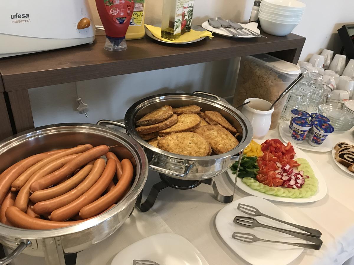Bed & Breakfast Hotel Perla Nové Mesto nad Váhom Eksteriør billede