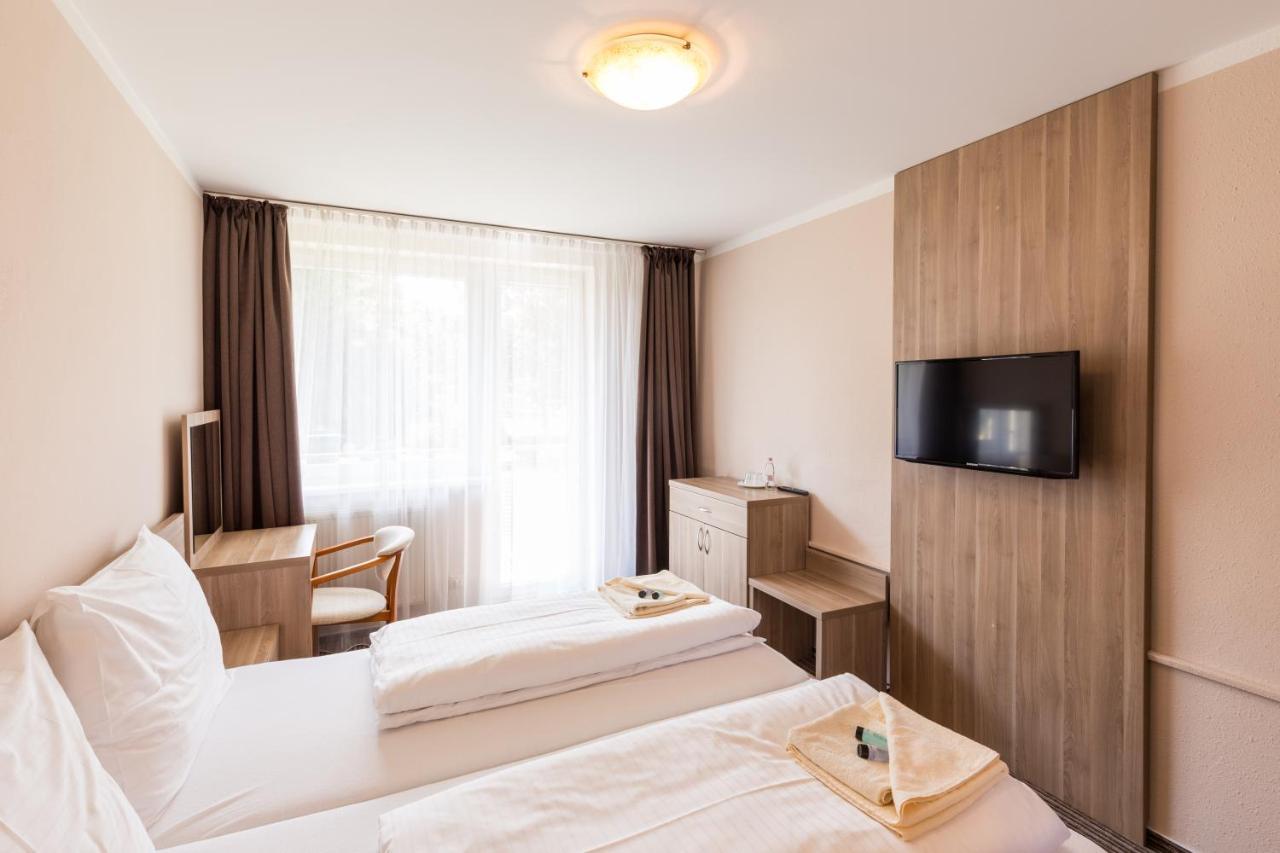 Bed & Breakfast Hotel Perla Nové Mesto nad Váhom Eksteriør billede